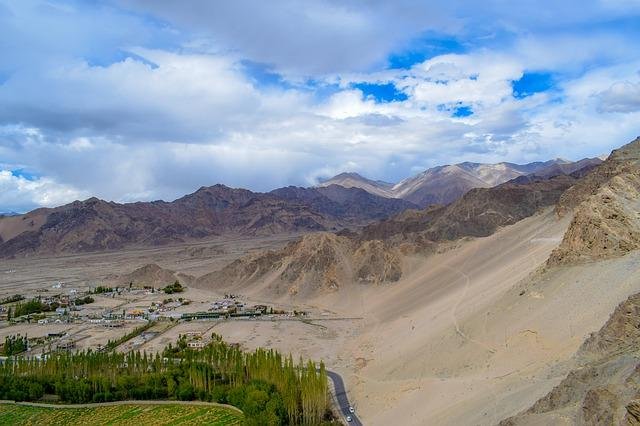 Leh To Sham Valley (75 Kms / 4 Hrs)